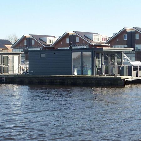 Modern Houseboat With Air Conditioning Located In Marina Uitgeest Esterno foto
