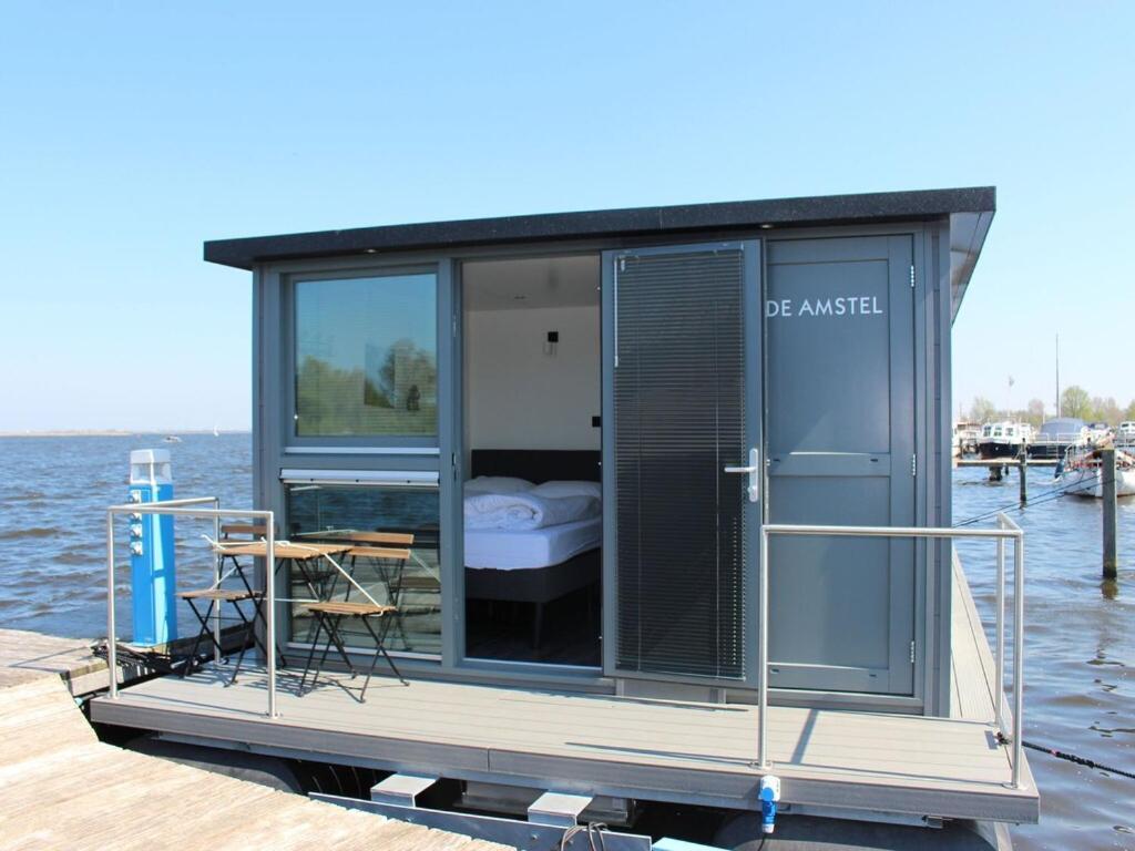 Modern Houseboat With Air Conditioning Located In Marina Uitgeest Esterno foto